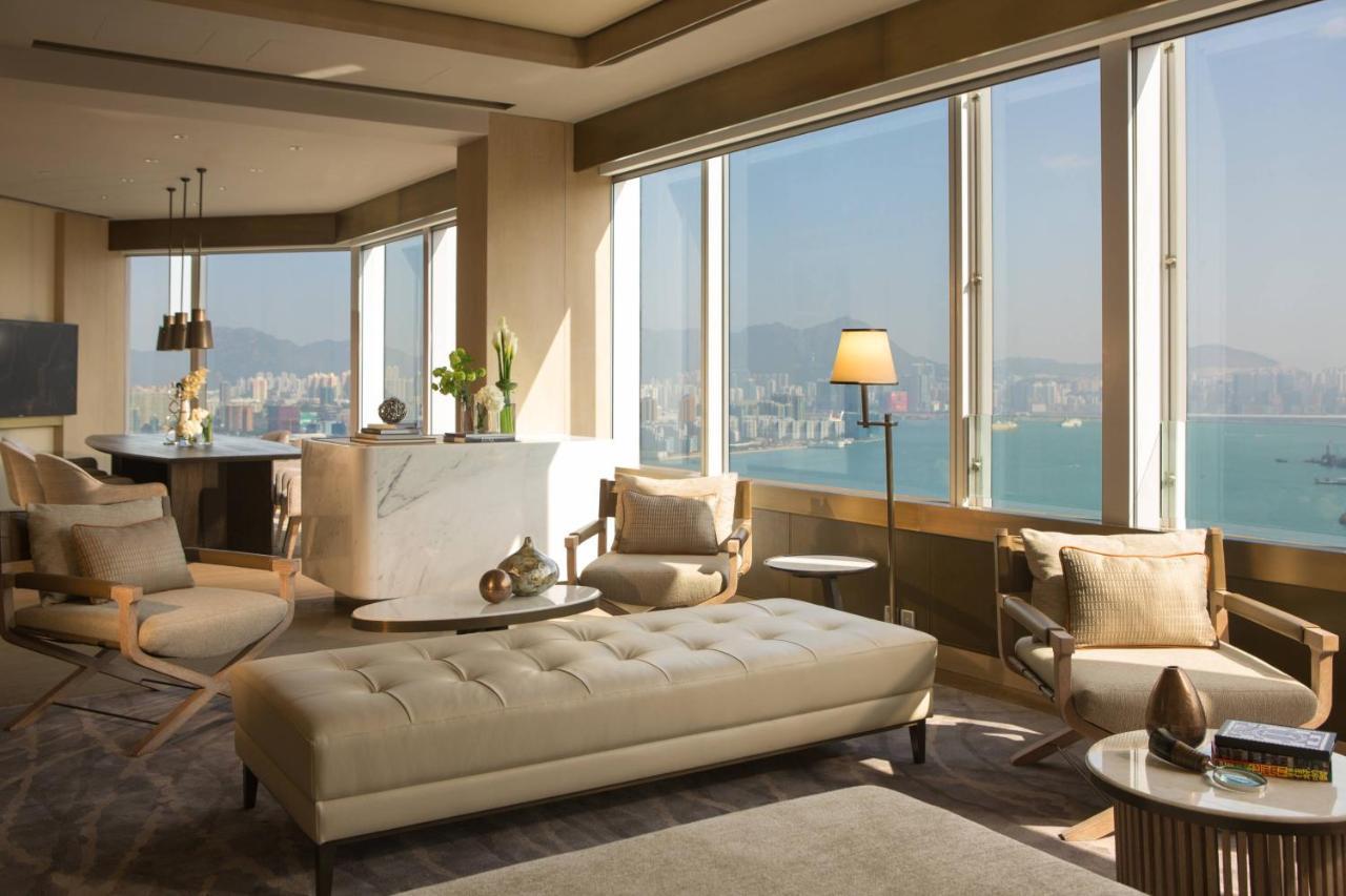 Renaissance Hong Kong Harbour View Hotel Exterior foto